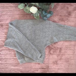 Forever21 sweater🎈❤️